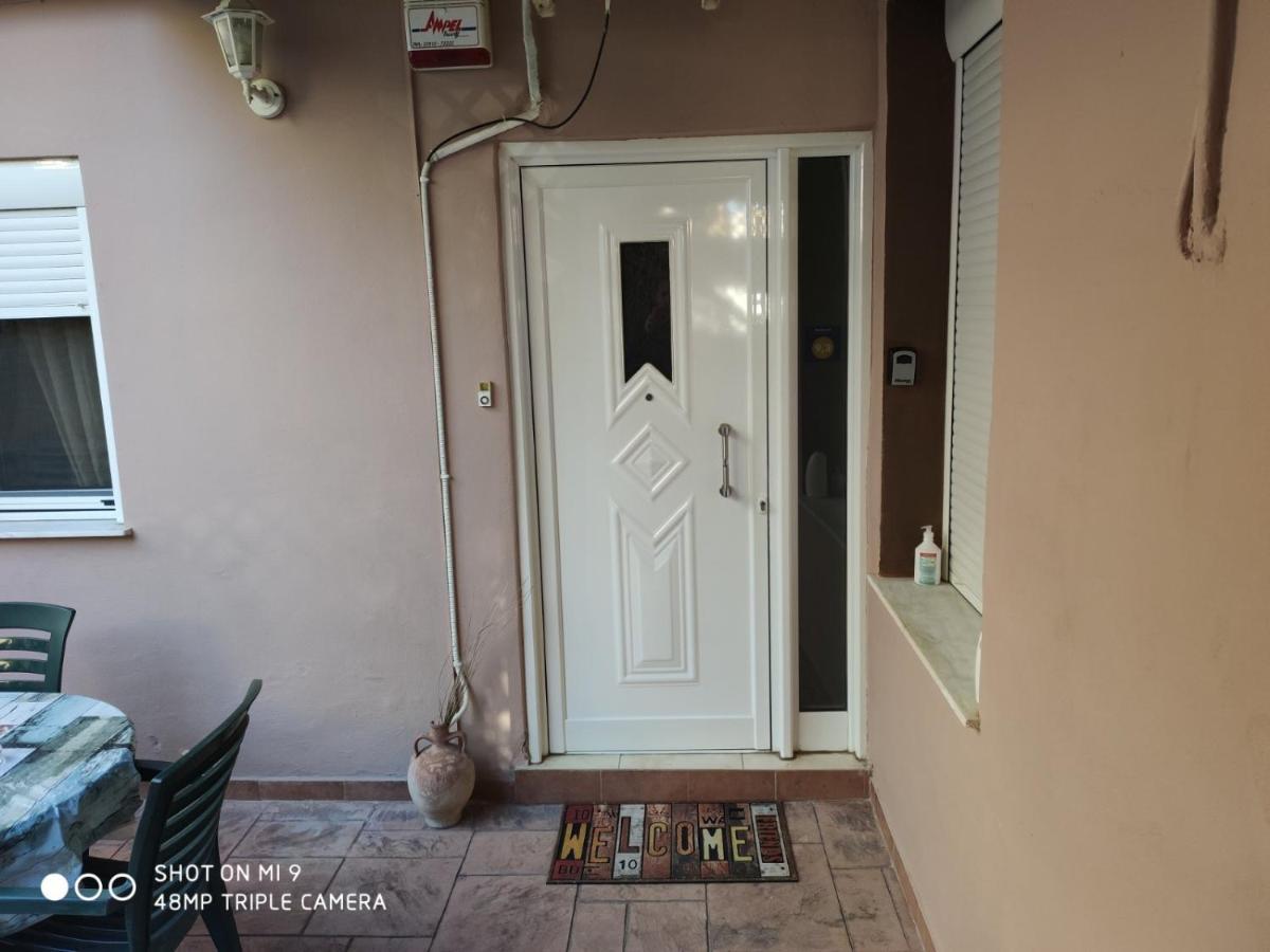 Airport'S Close, Cozy Flat For 6 Persons Apartment Markópoulon Exterior foto