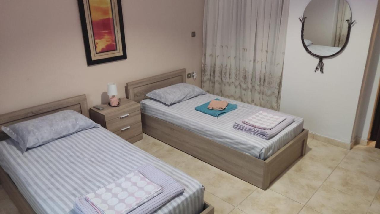 Airport'S Close, Cozy Flat For 6 Persons Apartment Markópoulon Exterior foto